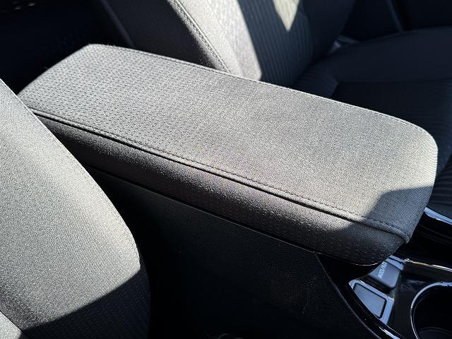 プリウス Sセーフティプラス トヨタセーフティセンス レーダークルーズコントロール 社外ナビTV バックカメラ パーキングアシスト LEDヘッド オートマチックハイビーム クリアランスソナー ステアリングスイッチ 15インチアルミ(50枚目)