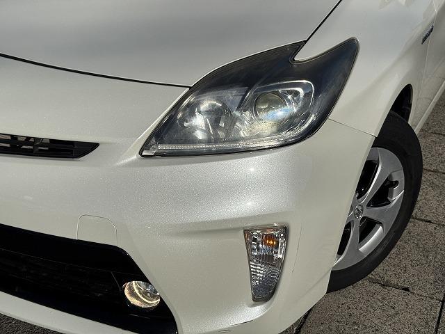 プリウス Ｓ　純正ナビＴＶ　バックカメラ　ステアリングスイッチ　スマートキー　プッシュスタート　ＨＩＤヘッドライト　オートライト　フォグランプ　純正１５インチアルミ　ＣＤ／ＤＶＤ再生　Ｂｌｕｅｔｏｏｔｈ接続　ＥＴＣ（18枚目）