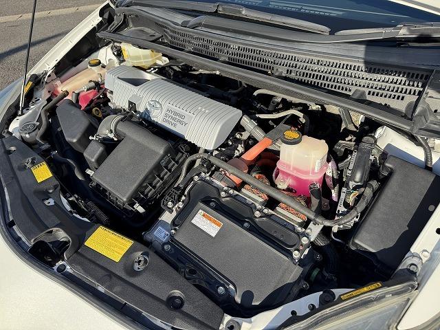 プリウス Ｓ　純正ナビＴＶ　バックカメラ　ステアリングスイッチ　スマートキー　プッシュスタート　ＨＩＤヘッドライト　オートライト　フォグランプ　純正１５インチアルミ　ＣＤ／ＤＶＤ再生　Ｂｌｕｅｔｏｏｔｈ接続　ＥＴＣ（20枚目）