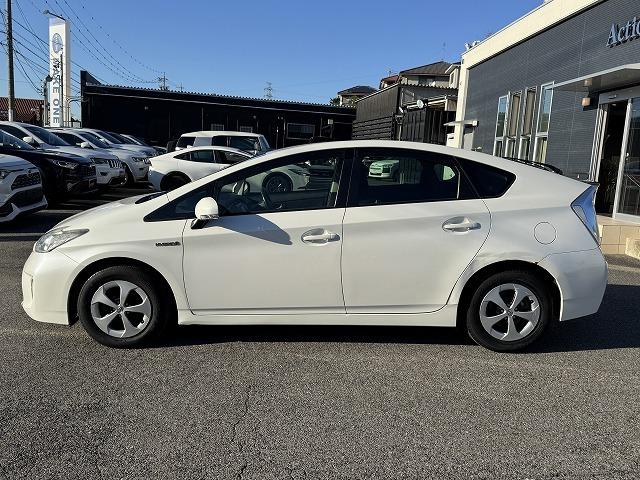 プリウス Ｓ　純正ナビＴＶ　バックカメラ　ステアリングスイッチ　スマートキー　プッシュスタート　ＨＩＤヘッドライト　オートライト　フォグランプ　純正１５インチアルミ　ＣＤ／ＤＶＤ再生　Ｂｌｕｅｔｏｏｔｈ接続　ＥＴＣ（27枚目）