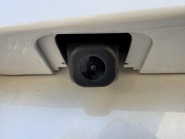 プリウス Ｓ　純正ナビＴＶ　バックカメラ　ステアリングスイッチ　スマートキー　プッシュスタート　ＨＩＤヘッドライト　オートライト　フォグランプ　純正１５インチアルミ　ＣＤ／ＤＶＤ再生　Ｂｌｕｅｔｏｏｔｈ接続　ＥＴＣ（36枚目）