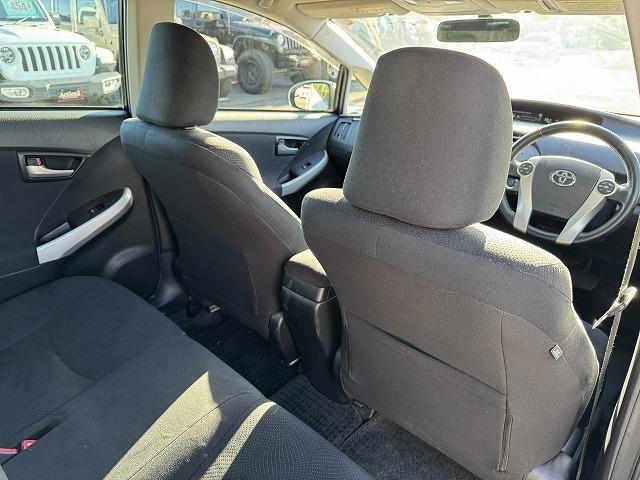 プリウス Ｓ　純正ナビＴＶ　バックカメラ　ステアリングスイッチ　スマートキー　プッシュスタート　ＨＩＤヘッドライト　オートライト　フォグランプ　純正１５インチアルミ　ＣＤ／ＤＶＤ再生　Ｂｌｕｅｔｏｏｔｈ接続　ＥＴＣ（39枚目）