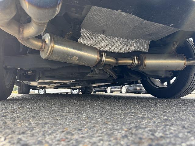 C-HR G LEDエディション TRDフルエアロ 4本出しマフラー 純正9型SDナビTV トヨタセーフティセンス レーダークルーズコントロール クリアランスソナー LEDヘッド 電動パーキング シートヒーター ハーフレザーシート(33枚目)