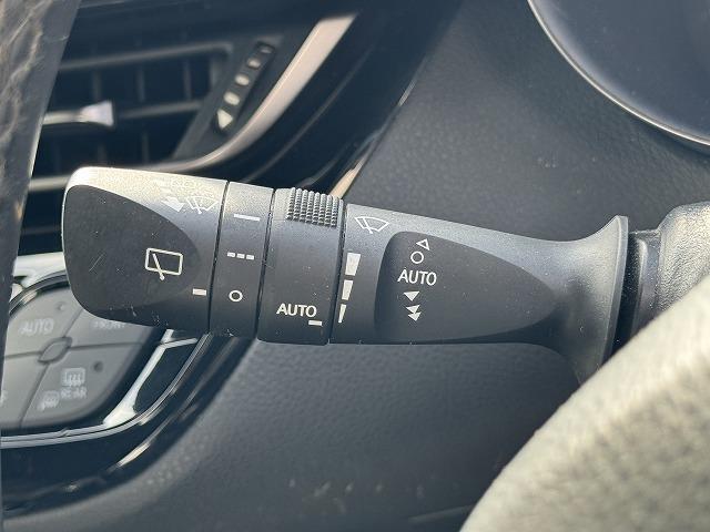 C-HR G LEDエディション TRDフルエアロ 4本出しマフラー 純正9型SDナビTV トヨタセーフティセンス レーダークルーズコントロール クリアランスソナー LEDヘッド 電動パーキング シートヒーター ハーフレザーシート(49枚目)