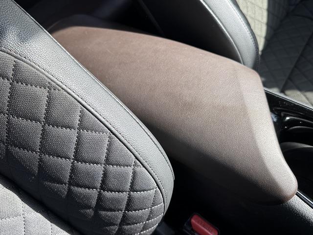 C-HR G LEDエディション TRDフルエアロ 4本出しマフラー 純正9型SDナビTV トヨタセーフティセンス レーダークルーズコントロール クリアランスソナー LEDヘッド 電動パーキング シートヒーター ハーフレザーシート(58枚目)