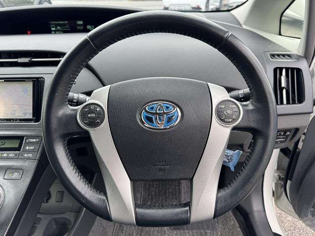 プリウス Sツーリングセレクション モデリスタエアロ クルーズコントロール LEDヘッドライト メモリーナビ バックカメラ ステアリングスイッチ スマートキー ビルドインETC 純正17インチアルミ フォグランプ オートライト(12枚目)