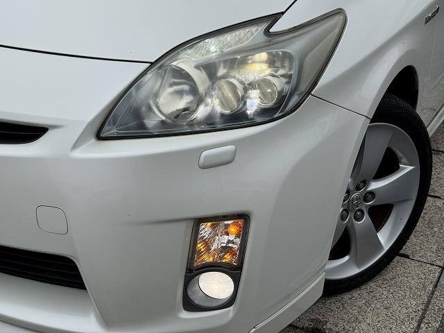 プリウス Sツーリングセレクション モデリスタエアロ クルーズコントロール LEDヘッドライト メモリーナビ バックカメラ ステアリングスイッチ スマートキー ビルドインETC 純正17インチアルミ フォグランプ オートライト(18枚目)