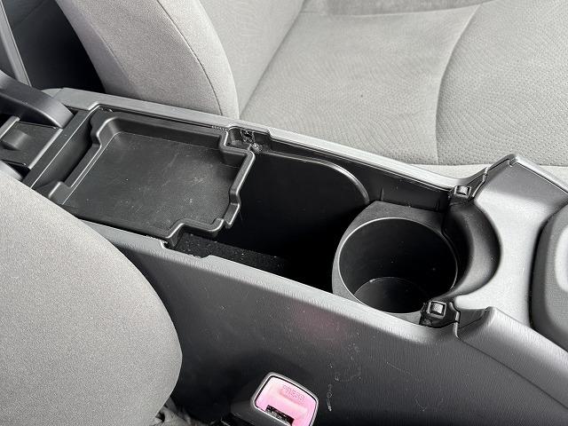 プリウス Sツーリングセレクション モデリスタエアロ クルーズコントロール LEDヘッドライト メモリーナビ バックカメラ ステアリングスイッチ スマートキー ビルドインETC 純正17インチアルミ フォグランプ オートライト(55枚目)