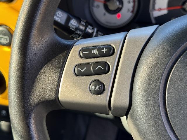 FJクルーザー カラーパッケージ 純正SDナビTV バックカメラ MKW17インチアルミホイール クリアランスソナー ステアリングスイッチ サイドステップ キーレスエントリー 背面タイヤ Bluetooth接続 ミュージックサーバー(9枚目)