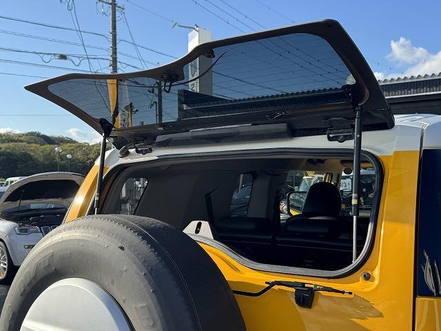 FJクルーザー カラーパッケージ 純正SDナビTV バックカメラ MKW17インチアルミホイール クリアランスソナー ステアリングスイッチ サイドステップ キーレスエントリー 背面タイヤ Bluetooth接続 ミュージックサーバー(16枚目)