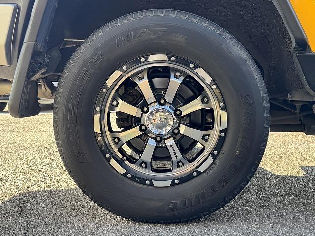 FJクルーザー カラーパッケージ 純正SDナビTV バックカメラ MKW17インチアルミホイール クリアランスソナー ステアリングスイッチ サイドステップ キーレスエントリー 背面タイヤ Bluetooth接続 ミュージックサーバー(31枚目)