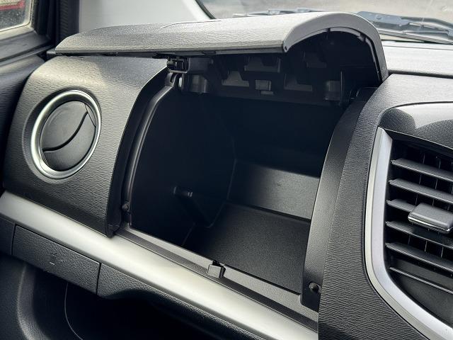 ワゴンＲスティングレー Ｘ　衝突軽減ｓ　社外ナビＴＶ　シートヒーター　スマートキー　プッシュスタート　ＨＩＤヘッド　オートライト　プロジェクターヘッド　純正１４インチアルミホイール　ステアリングスイッチ　アイドリングストップ（13枚目）