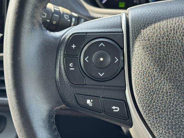 ヴォクシー ハイブリッドV モデリスタエアロ 両側電動スライドドア クルーズコントロール シートヒーター 純正9型ナビTV バックカメラ LEDヘッド 社外15インチアルミ 置くだけ充電 ステアリングスイッチ Bluetooth(12枚目)