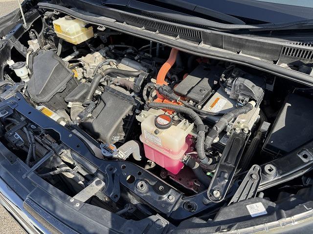 ヴォクシー ハイブリッドV モデリスタエアロ 両側電動スライドドア クルーズコントロール シートヒーター 純正9型ナビTV バックカメラ LEDヘッド 社外15インチアルミ 置くだけ充電 ステアリングスイッチ Bluetooth(20枚目)