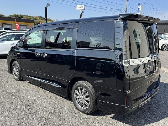 ヴォクシー ハイブリッドV モデリスタエアロ 両側電動スライドドア クルーズコントロール シートヒーター 純正9型ナビTV バックカメラ LEDヘッド 社外15インチアルミ 置くだけ充電 ステアリングスイッチ Bluetooth(26枚目)