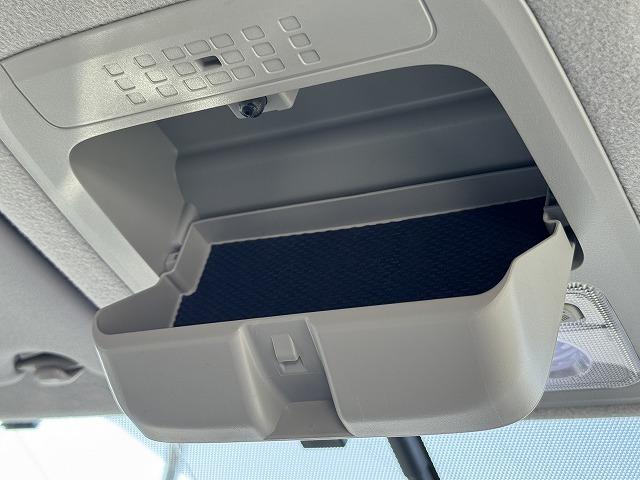 ヴォクシー ハイブリッドV モデリスタエアロ 両側電動スライドドア クルーズコントロール シートヒーター 純正9型ナビTV バックカメラ LEDヘッド 社外15インチアルミ 置くだけ充電 ステアリングスイッチ Bluetooth(62枚目)