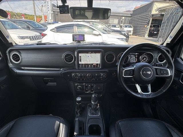 平成３０年式　ラングラーアンリミテッド　サハラローンチエディション　入庫致しました☆　アクション１豊田店☆お問い合わせは０５６５−３７―８９８９までスタッフ一同心からお待ちしております。