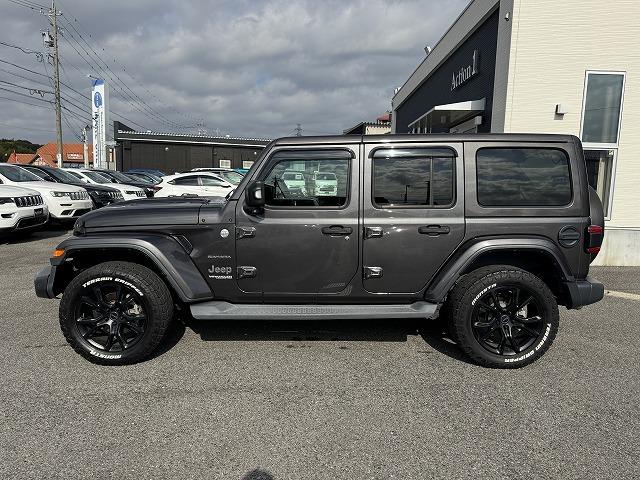 【任意保険】自動車と一緒に任意保険もご相談下さい。専任スタッフがお車に合った内容をご提案させていただきます。