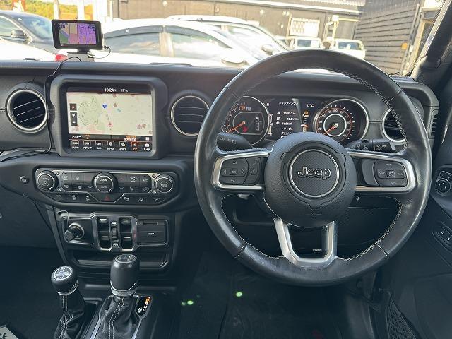 【各種オートローン】もご用意しております。頭金０円・ボーナス無しから審査可能。１２回から１２０回までお支払回数がお選び頂けます中古車から新車すべてにご利用頂けますのでお気軽にスタッフへご相談ください