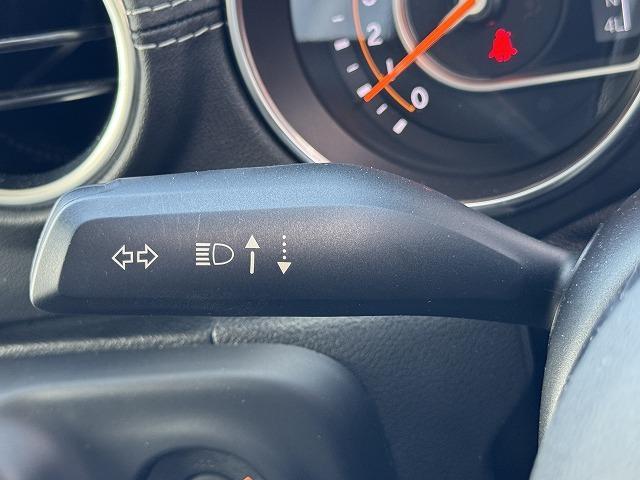 【任意保険】自動車と一緒に任意保険もご相談下さい。専任スタッフがお車に合った内容をご提案させていただきます。