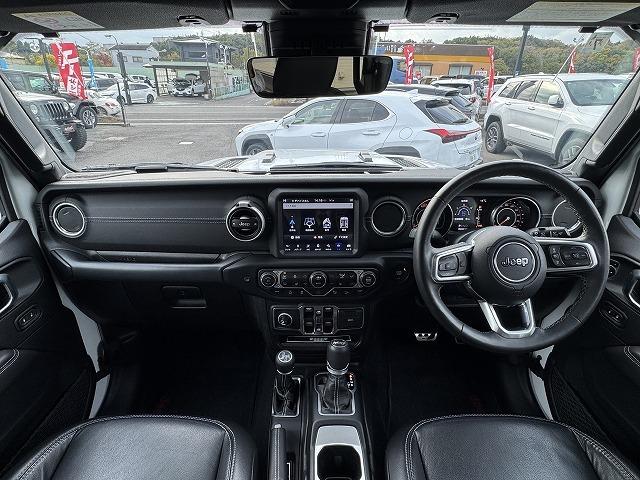 令和１年式　ラングラーアンリミテッド　サハラ　入庫致しました☆　アクション１豊田店☆お問い合わせは０５６５−３７―８９８９までスタッフ一同心からお待ちしております。