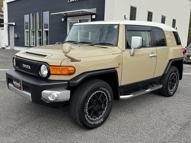 FJクルーザー カラーパッケージ クルーズコントロール 社外ナビTV デジタルインナーミラー クリアランスソナー バックカメラ 社外17インチアルミ ステアリングスイッチ Bluetooth接続 ミュージックサーバー CD/DVD再生(63枚目)