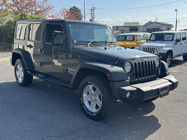 ジープ・ラングラーアンリミテッド スポーツ クルーズコントロール ナビTV サイド・バックカメラ サイドステップ ステアリングスイッチ 純正17インチアルミ ダウンヒルアシスト キーレスエントリー ドライブレコーダー ETC CD/DVD再生(22枚目)