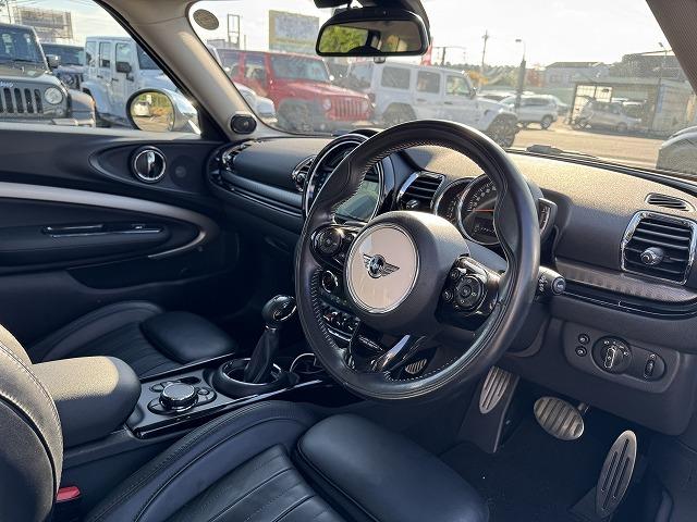 ＭＩＮＩ クーパーＳＤ　クラブマン　ＹＯＵＲＳパッケージ　ｈａｒｍａｎ／ｋａｒｄｏｎスピーカー　レーダークルーズコントロール　黒革　シートヒーター　電動シート　シートメモリー　電動パーキング　純正ナビ　純正１８インチアルミ　ＬＥＤヘッド（41枚目）