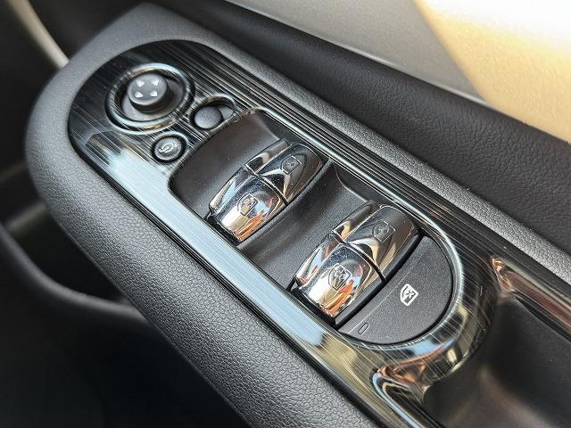 ＭＩＮＩ クーパーＳＤ　クラブマン　ＹＯＵＲＳパッケージ　ｈａｒｍａｎ／ｋａｒｄｏｎスピーカー　レーダークルーズコントロール　黒革　シートヒーター　電動シート　シートメモリー　電動パーキング　純正ナビ　純正１８インチアルミ　ＬＥＤヘッド（65枚目）