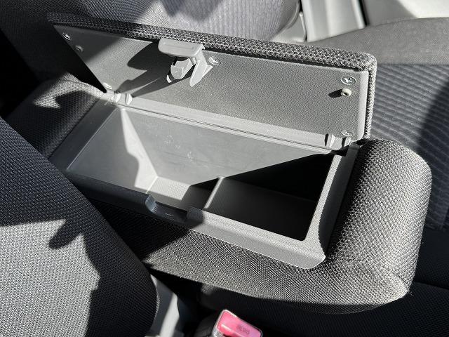 ワゴンＲスティングレー Ｘ　社外ナビＴＶ　アイドリングストップ　スマートキー　プッシュスタート　ＨＩＤヘッドライト　オートライト　ＥＴＣ　社外１４インチアルミホイール　オートエアコン　ＵＶカットフィルム　プライバシーガラス（16枚目）