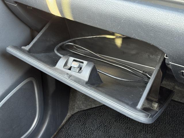 ワゴンＲスティングレー Ｘ　社外ナビＴＶ　アイドリングストップ　スマートキー　プッシュスタート　ＨＩＤヘッドライト　オートライト　ＥＴＣ　純正１４インチアルミホイール　オートエアコン　ＣＤ／ＤＶＤ再生　Ｂｌｕｅｔｏｏｔｈ接続（15枚目）