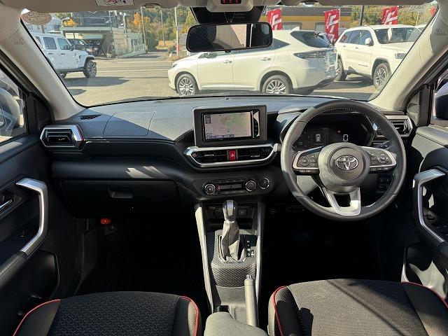 ライズ Ｚ　衝突軽減Ｓ　レーダークルーズコントロール　クリアランスソナー　純正ナビＴＶ　シートヒーター　ＬＥＤヘッド　ステアリングスイッチ　アイドリングストップ　スマートキー　純正１７インチアルミ　バックカメラ（2枚目）