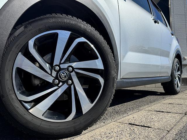 ライズ Ｚ　衝突軽減Ｓ　レーダークルーズコントロール　クリアランスソナー　純正ナビＴＶ　シートヒーター　ＬＥＤヘッド　ステアリングスイッチ　アイドリングストップ　スマートキー　純正１７インチアルミ　バックカメラ（28枚目）