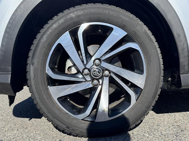 ライズ Ｚ　衝突軽減Ｓ　レーダークルーズコントロール　クリアランスソナー　純正ナビＴＶ　シートヒーター　ＬＥＤヘッド　ステアリングスイッチ　アイドリングストップ　スマートキー　純正１７インチアルミ　バックカメラ（29枚目）