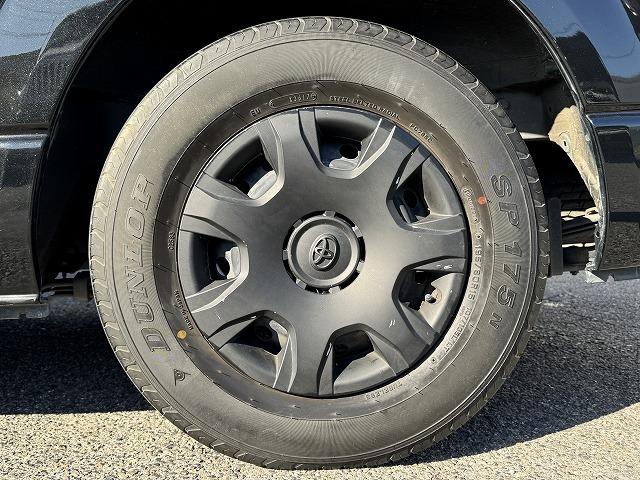 ハイエースバン ロングスーパーＧＬ　純正ナビＴＶ　社外リアテール　フリップダウンモニター　デジタルインナーミラー　バックカメラ　ＬＥＤヘッド　ステアリングスイッチ　Ｂｌｕｅｔｏｏｔｈ接続　ＣＤ／ＤＶＤ再生　ミュージックサーバー　ＥＴＣ（31枚目）