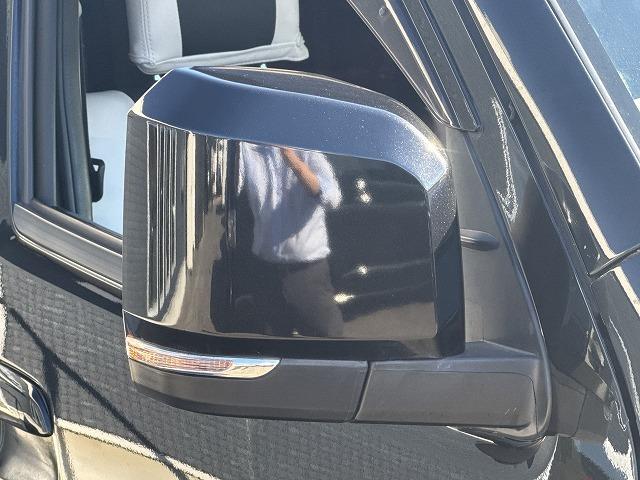 ハイエースバン ロングスーパーＧＬ　純正ナビＴＶ　社外リアテール　フリップダウンモニター　デジタルインナーミラー　バックカメラ　ＬＥＤヘッド　ステアリングスイッチ　Ｂｌｕｅｔｏｏｔｈ接続　ＣＤ／ＤＶＤ再生　ミュージックサーバー　ＥＴＣ（41枚目）