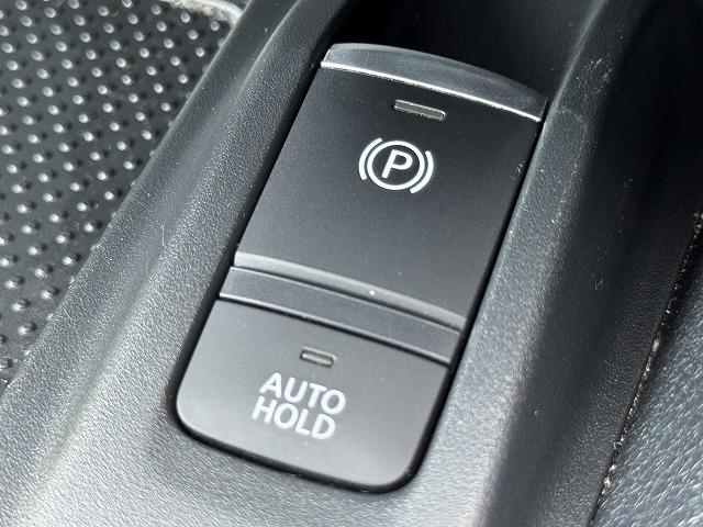 エクストレイル ２０Ｘｉ　ハイブリッド　プロパイロット　アラウンドビューモニター　デジタルインナーミラー　電動リアゲート　防水カプロンシート　ルーフレール　社外ナビＴＶ　ＬＥＤヘッド　電動パーキング　純正１７インチアルミ　Ｂｌｕｅｔｏｏｔｈ（10枚目）