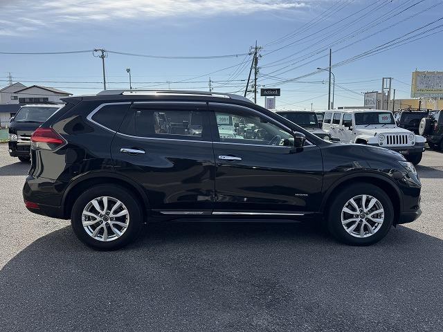 エクストレイル ２０Ｘｉ　ハイブリッド　プロパイロット　アラウンドビューモニター　デジタルインナーミラー　電動リアゲート　防水カプロンシート　ルーフレール　社外ナビＴＶ　ＬＥＤヘッド　電動パーキング　純正１７インチアルミ　Ｂｌｕｅｔｏｏｔｈ（23枚目）