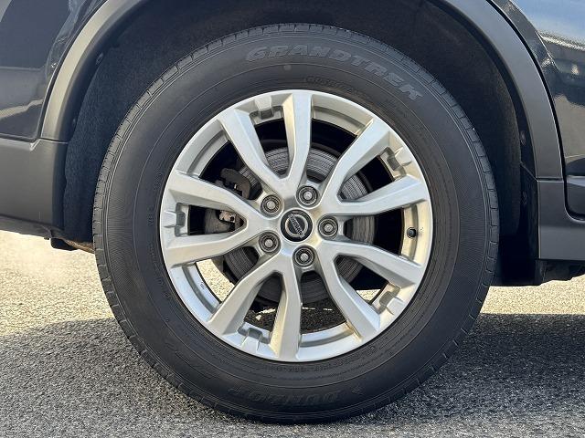 エクストレイル ２０Ｘｉ　ハイブリッド　プロパイロット　アラウンドビューモニター　デジタルインナーミラー　電動リアゲート　防水カプロンシート　ルーフレール　社外ナビＴＶ　ＬＥＤヘッド　電動パーキング　純正１７インチアルミ　Ｂｌｕｅｔｏｏｔｈ（31枚目）