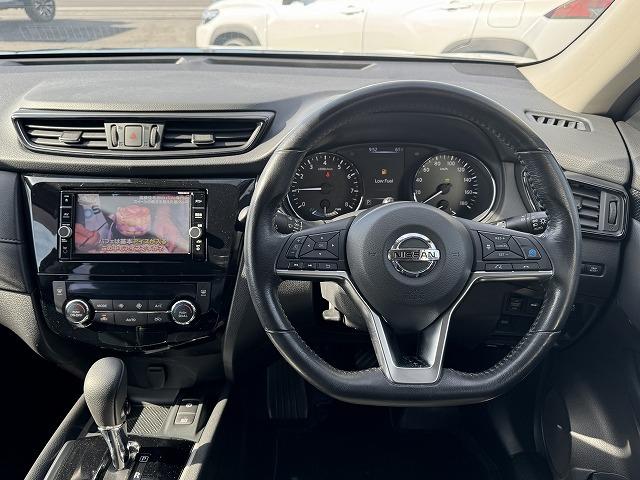 エクストレイル ２０Ｘｉ　ハイブリッド　プロパイロット　アラウンドビューモニター　デジタルインナーミラー　電動リアゲート　防水カプロンシート　ルーフレール　社外ナビＴＶ　ＬＥＤヘッド　電動パーキング　純正１７インチアルミ　Ｂｌｕｅｔｏｏｔｈ（40枚目）