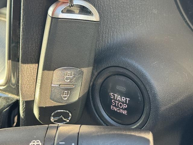 ＣＸ－５ ＸＤ　Ｌパッケージ　純正ナビＴＶ　クルーズコントロール　ＢＯＳＥサウンドスピーカー　黒革シート　シートヒーター　電動シート　ブラインドスポットモニター　サイド・バックカメラ　ステアリングスイッチ　アイドリングストップ（13枚目）