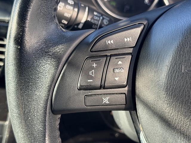 ＣＸ－５ ＸＤ　Ｌパッケージ　純正ナビＴＶ　クルーズコントロール　ＢＯＳＥサウンドスピーカー　黒革シート　シートヒーター　電動シート　ブラインドスポットモニター　サイド・バックカメラ　ステアリングスイッチ　アイドリングストップ（15枚目）