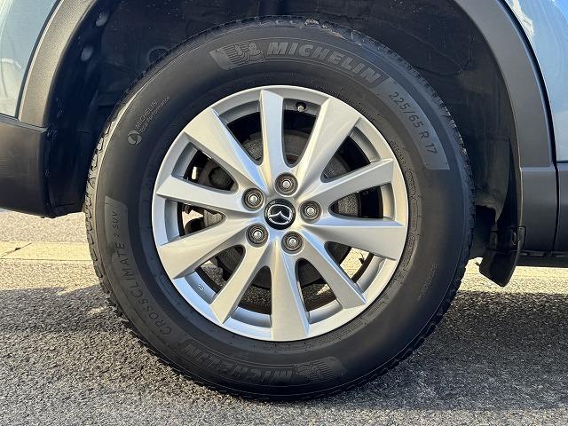 ＣＸ－５ ＸＤ　Ｌパッケージ　純正ナビＴＶ　クルーズコントロール　ＢＯＳＥサウンドスピーカー　黒革シート　シートヒーター　電動シート　ブラインドスポットモニター　サイド・バックカメラ　ステアリングスイッチ　アイドリングストップ（31枚目）