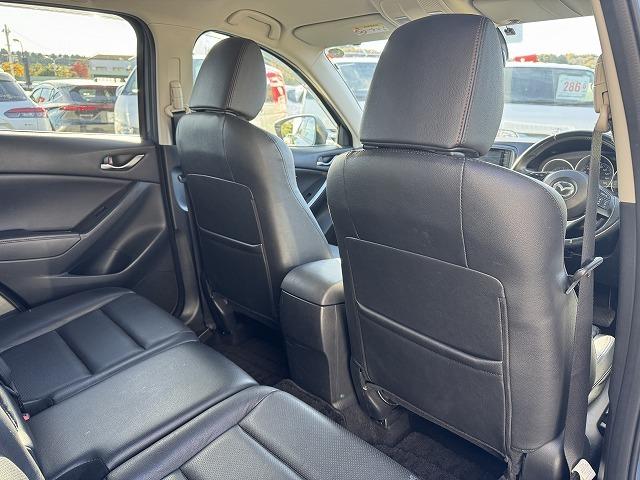 ＣＸ－５ ＸＤ　Ｌパッケージ　純正ナビＴＶ　クルーズコントロール　ＢＯＳＥサウンドスピーカー　黒革シート　シートヒーター　電動シート　ブラインドスポットモニター　サイド・バックカメラ　ステアリングスイッチ　アイドリングストップ（40枚目）