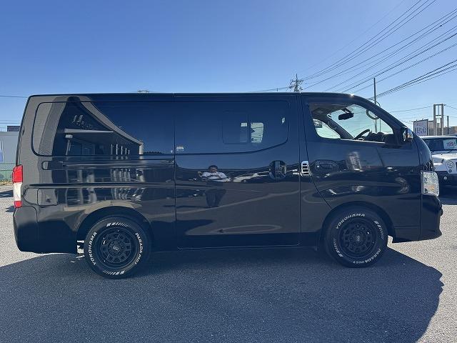 ＮＶ３５０キャラバンバン ロングプレミアムＧＸ　ベッドキット　衝突軽減Ｓ　アラウンドビューモニター　ＭＡＤＣＲＯＳＳ１６インチアルミ　電動スライドドア　純正ナビＴＶ　ＬＥＤヘッド　Ｗエアバック　ＥＴＣ　ドライブレコーダー　横滑り防止　後席エアコン（23枚目）