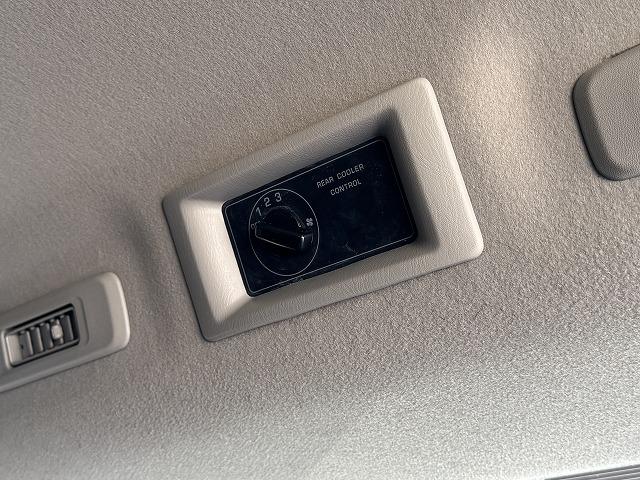 ＮＶ３５０キャラバンバン ロングプレミアムＧＸ　ベッドキット　衝突軽減Ｓ　アラウンドビューモニター　ＭＡＤＣＲＯＳＳ１６インチアルミ　電動スライドドア　純正ナビＴＶ　ＬＥＤヘッド　Ｗエアバック　ＥＴＣ　ドライブレコーダー　横滑り防止　後席エアコン（56枚目）