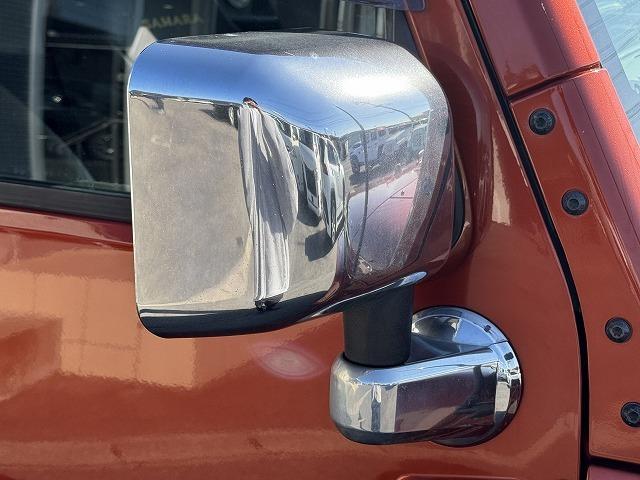 ジープ・ラングラーアンリミテッド サハラ　純正８型ナビＴＶ　ＡＬＰＩＮＥスピーカー　クルーズコントロール　革シート　リクライニングキット　ＸＴＲＥＭＥ－Ｊ１８インチアルミ　シートヒーター　サイドステップ　サイド・バックカメラ　ＢＴ接続　ＥＴＣ（37枚目）