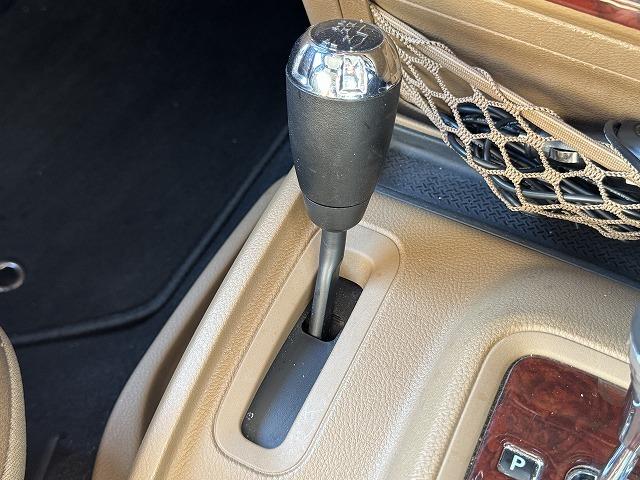 ジープ・ラングラーアンリミテッド サハラ　純正８型ナビＴＶ　ＡＬＰＩＮＥスピーカー　クルーズコントロール　革シート　リクライニングキット　ＸＴＲＥＭＥ－Ｊ１８インチアルミ　シートヒーター　サイドステップ　サイド・バックカメラ　ＢＴ接続　ＥＴＣ（58枚目）