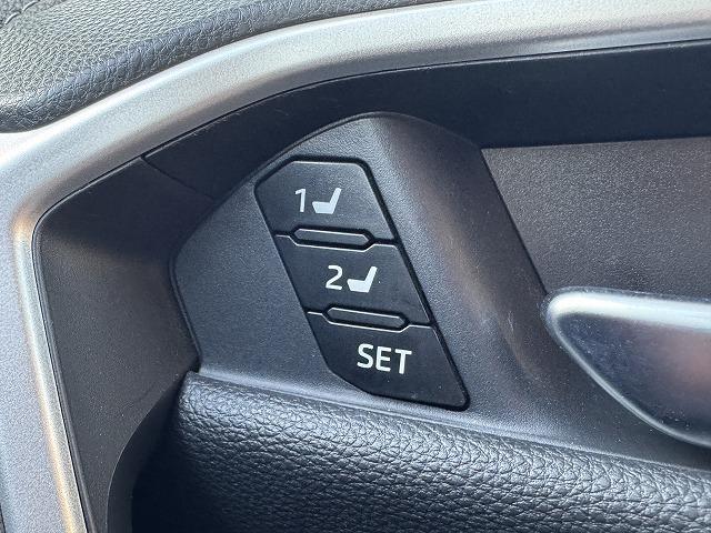 ＲＡＶ４ Ｇ　Ｚパッケージ　純正９型ディスプレイオーディオＴＶ　ＴＲＤフルエアロ　パノラミックビューモニター　レーダークルーズコントロール　クリアランスソナー　ブラインドスポットモニター　デジタルインナーミラー　電動リアゲート（15枚目）