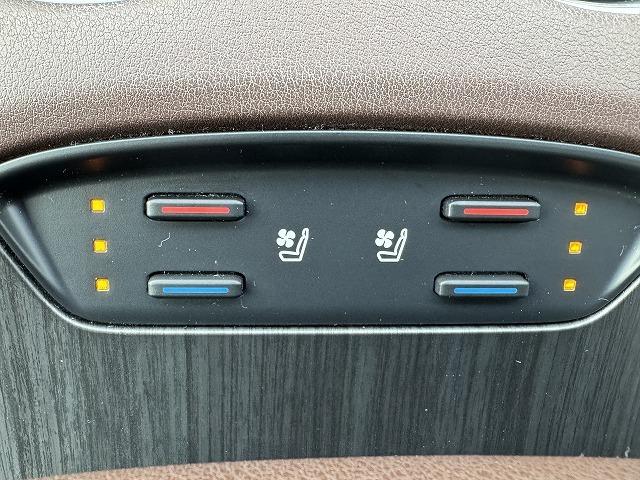 ハリアーハイブリッド Ｚ　レザーパッケージ　ＪＢＬスピーカー　１２．３型ナビＴＶ　パノラミックビューモニター　黒革　シートヒーター・クーラー　ブラインドスポットモニター　クリアランスソナー　ヘッドアップディスプレイ　電動リアゲート　ＬＥＤヘッド（8枚目）